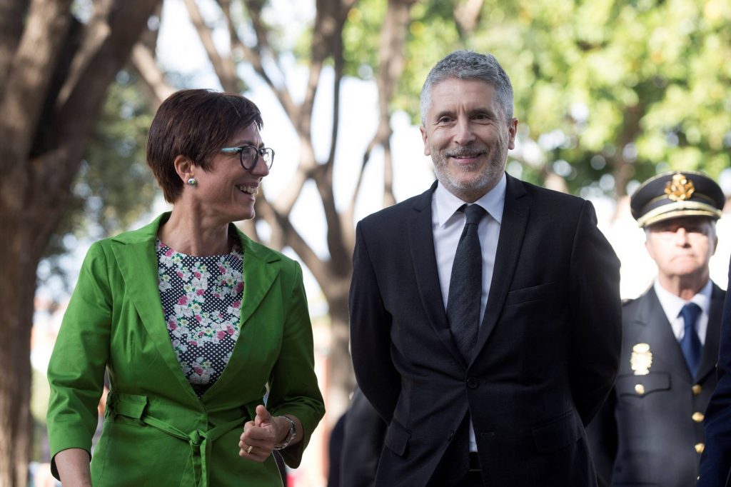 Foto de María Gámez y Fernando Grande-Marlaska